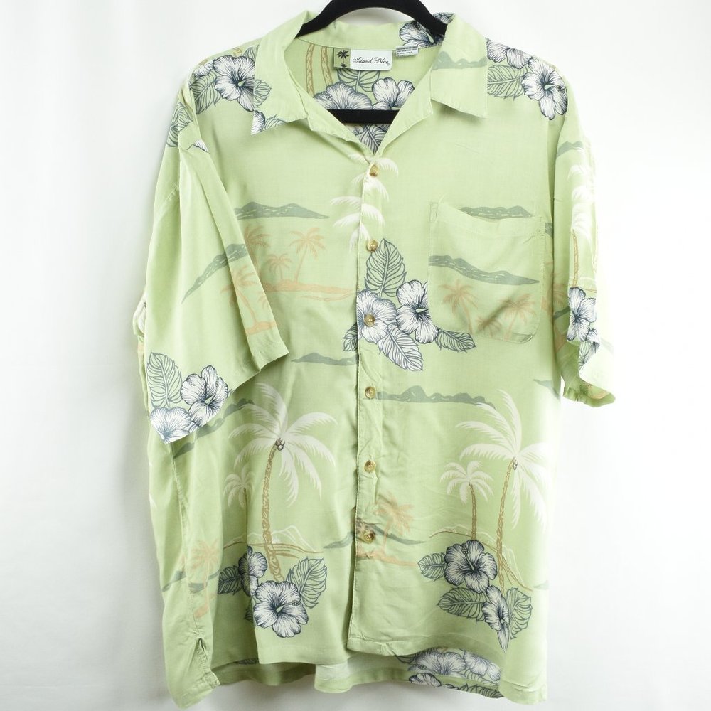 Island Blue L Tropical Short Sleeve Button Down